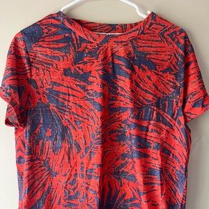 NWT womens t shirt floral